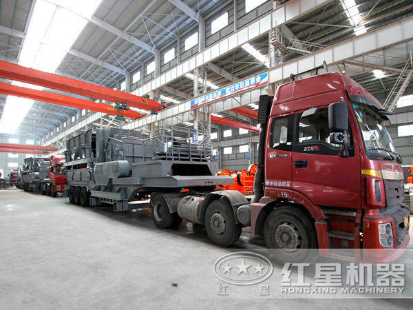 花崗巖移動破碎站發(fā)貨 花崗巖移動破碎站發(fā)貨