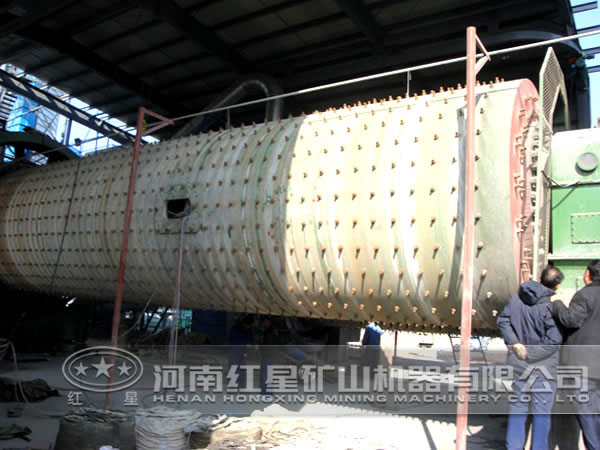紅星鋇長石球磨機(jī)價格低 紅星鋇長石球磨機(jī)價格低