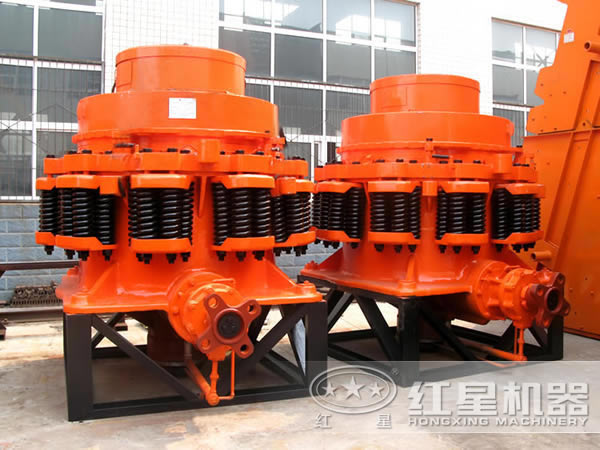 圓錐破碎機(jī) 圓錐破碎機(jī)
