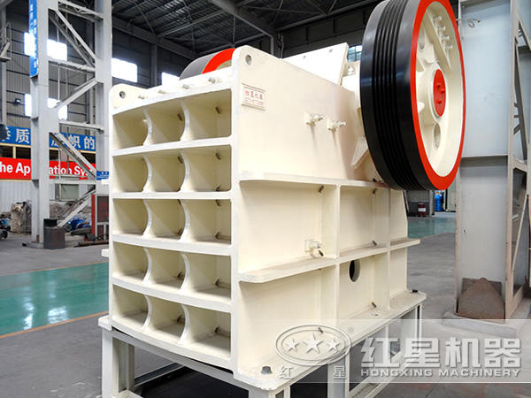 青石顎式破碎機(jī)