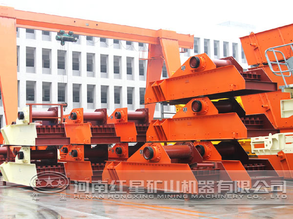 振動(dòng)給料機(jī) 振動(dòng)給料機(jī)