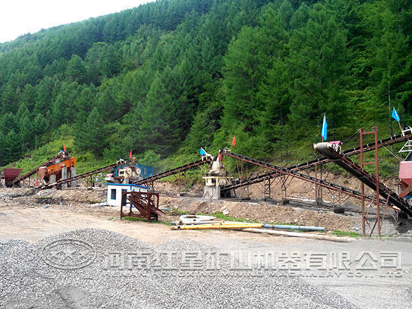 制砂生產(chǎn)線(xiàn)現(xiàn)場(chǎng)