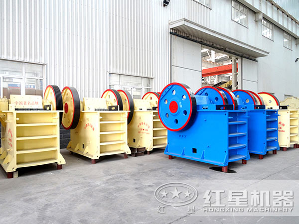 顎式破碎機(jī)生產(chǎn)車間 顎式破碎機(jī)生產(chǎn)車間