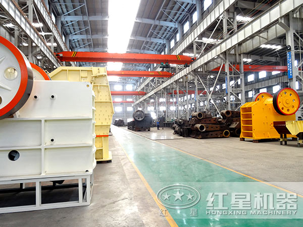 石灰?guī)r破碎設備