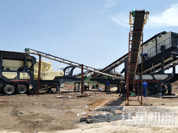 反擊破流動(dòng)嗑石機(jī)安裝現(xiàn)場 反擊破流動(dòng)嗑石機(jī)安裝現(xiàn)場
