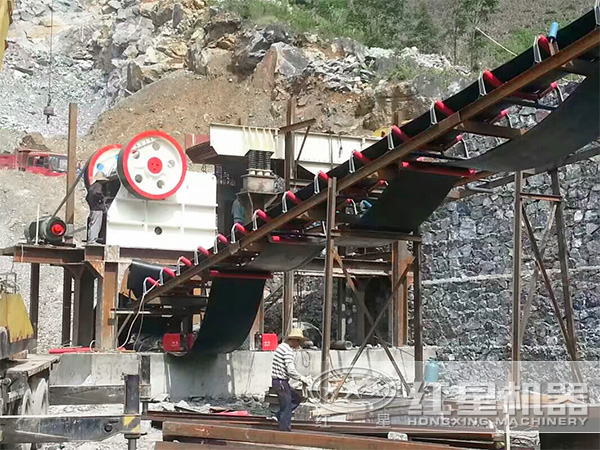大理石新型環(huán)保鄂式粉碎機(jī)生產(chǎn)線 大理石新型環(huán)保鄂式粉碎機(jī)生產(chǎn)線