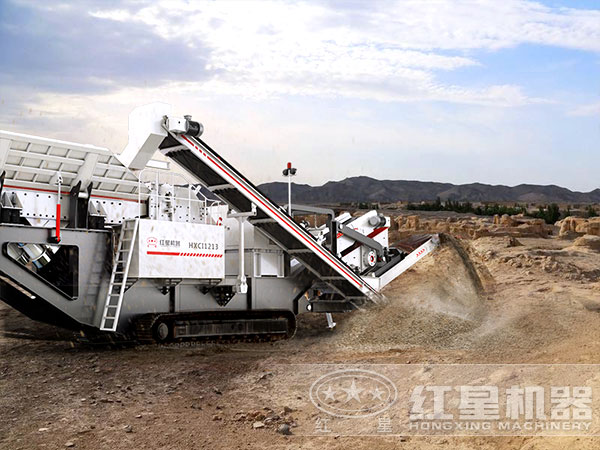 履帶式移動(dòng)破作業(yè)現(xiàn)場(chǎng) 履帶式移動(dòng)破作業(yè)現(xiàn)場(chǎng)