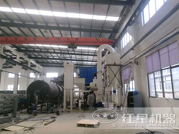 擺式磨粉機生產(chǎn)線作業(yè)現(xiàn)場 擺式磨粉機生產(chǎn)線作業(yè)現(xiàn)場