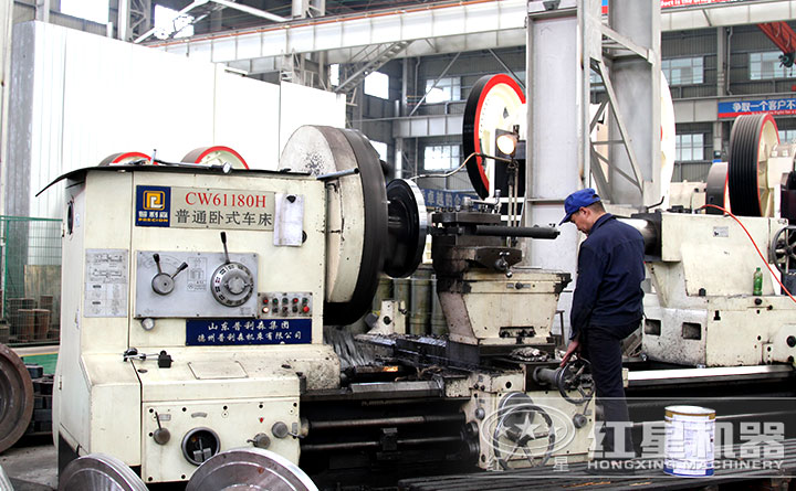 顎破生產(chǎn)車(chē)間