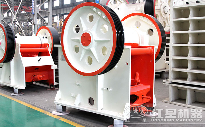 礦石破碎機(jī) 礦石破碎機(jī)