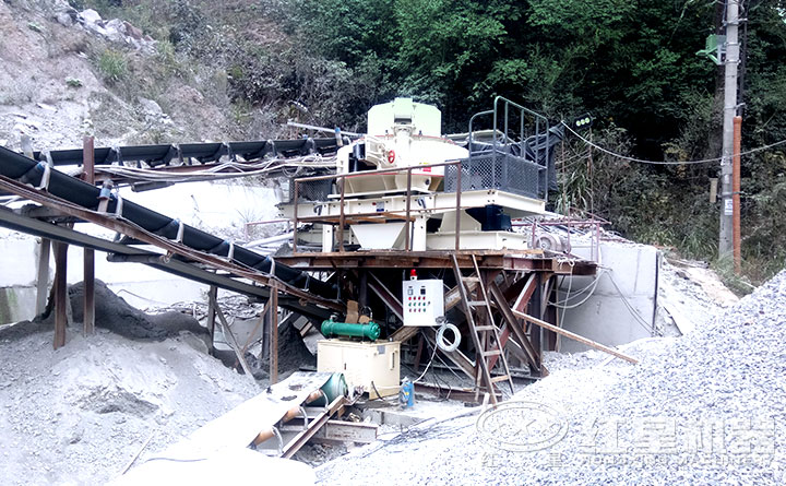 石頭制砂客戶現(xiàn)場(chǎng) 石頭制砂客戶現(xiàn)場(chǎng)