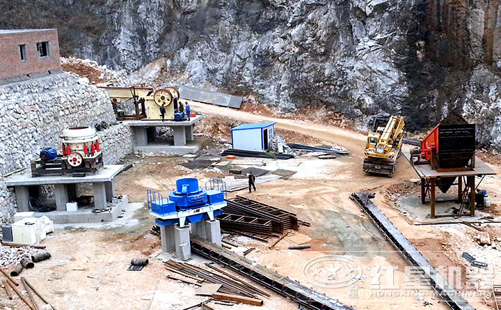 制砂機作業(yè)現(xiàn)場 制砂機作業(yè)現(xiàn)場