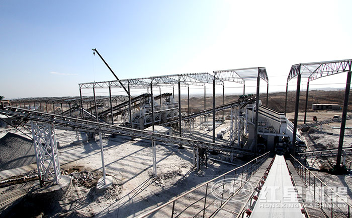 河北大型石料破碎現(xiàn)場 河北大型石料破碎現(xiàn)場