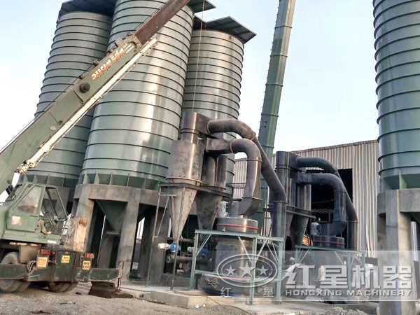 磨粉生產(chǎn)線現(xiàn)場圖 磨粉生產(chǎn)線現(xiàn)場圖