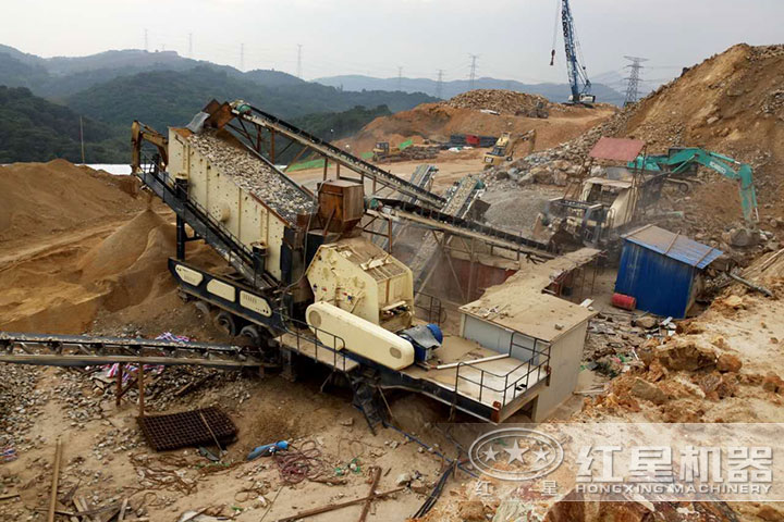 建筑垃圾粉碎現(xiàn)場 建筑垃圾粉碎現(xiàn)場