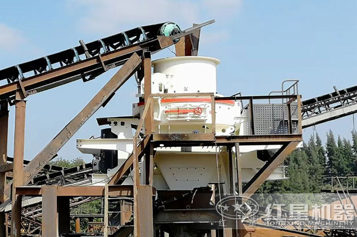 制砂機(jī)現(xiàn)場(chǎng) 制砂機(jī)現(xiàn)場(chǎng)