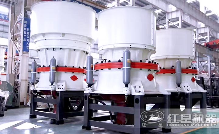 圓錐式破碎機(jī)更適合產(chǎn)量需求大的客戶(hù)作為中細(xì)碎設(shè)備