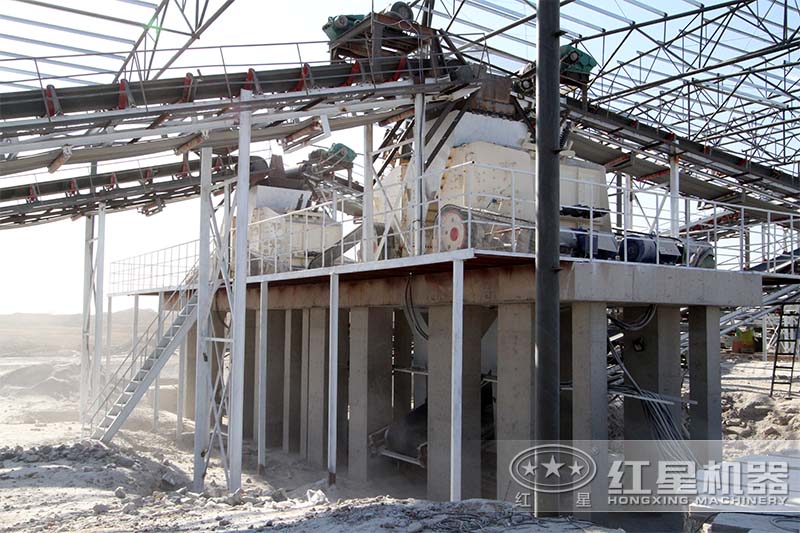 大型碎石制砂機(jī)設(shè)備現(xiàn)場(chǎng) 大型碎石制砂機(jī)設(shè)備現(xiàn)場(chǎng)