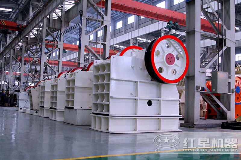 PE型顎式破碎機(jī) PE型顎式破碎機(jī)