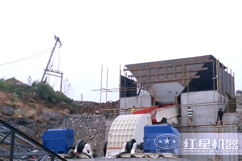 黑龍江客戶破碎煤矸石現(xiàn)場(chǎng) 黑龍江客戶破碎煤矸石現(xiàn)場(chǎng)