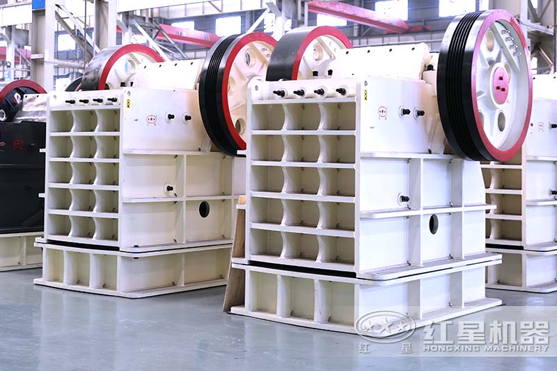 小型顎式石子粉碎機(jī)