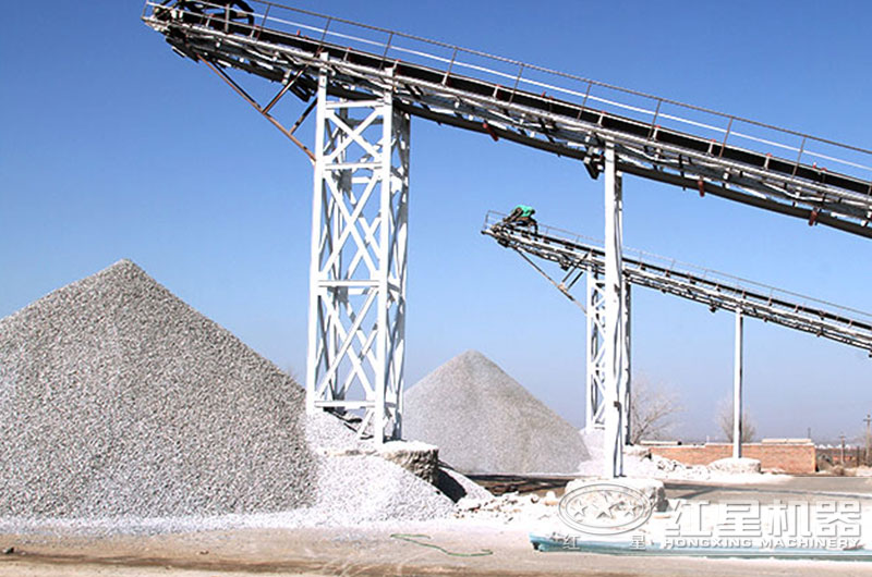 破碎生產(chǎn)現(xiàn)場(chǎng) 破碎生產(chǎn)現(xiàn)場(chǎng)