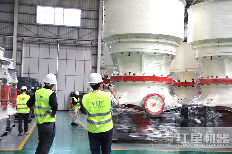 單缸圓錐破碎機(jī) 單缸圓錐破碎機(jī)