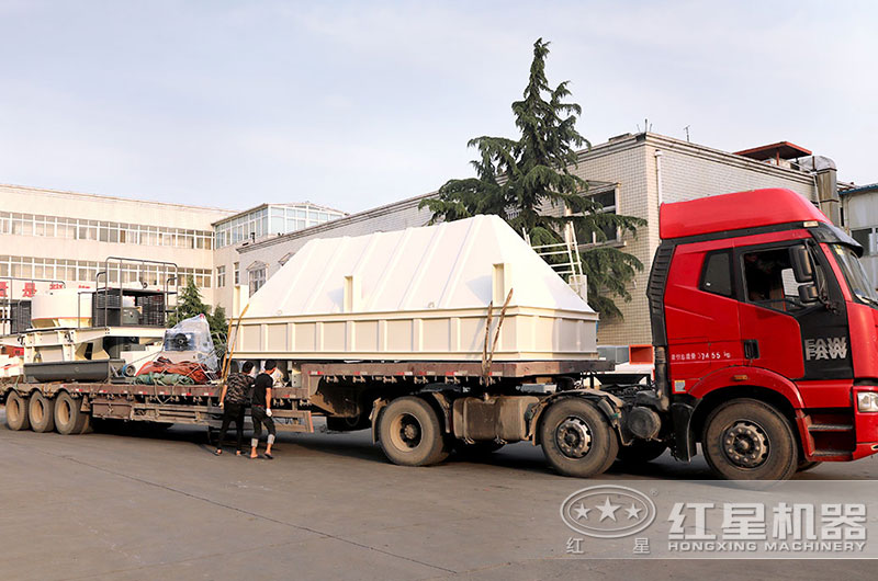 小型制砂機(jī)設(shè)備發(fā)貨現(xiàn)場(chǎng) 小型制砂機(jī)設(shè)備發(fā)貨現(xiàn)場(chǎng)