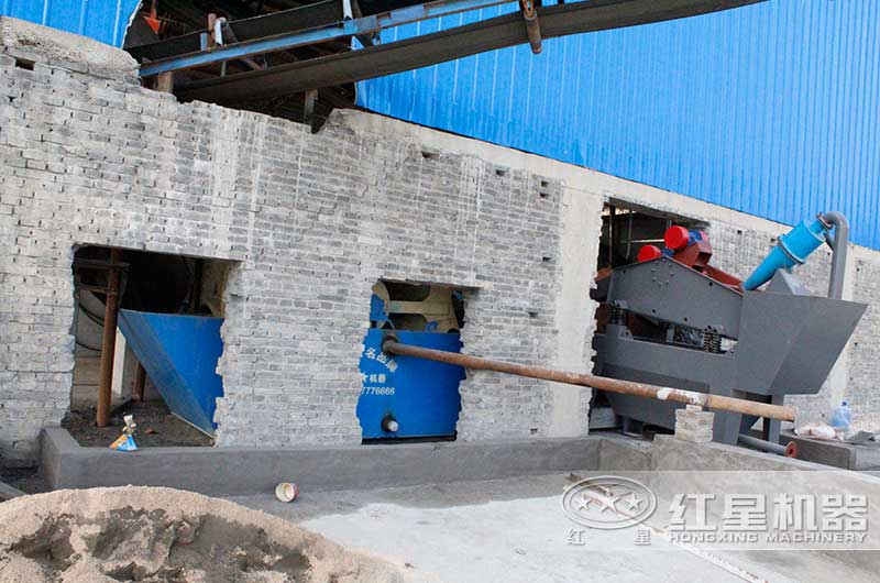 洗砂機現(xiàn)場 洗砂機現(xiàn)場